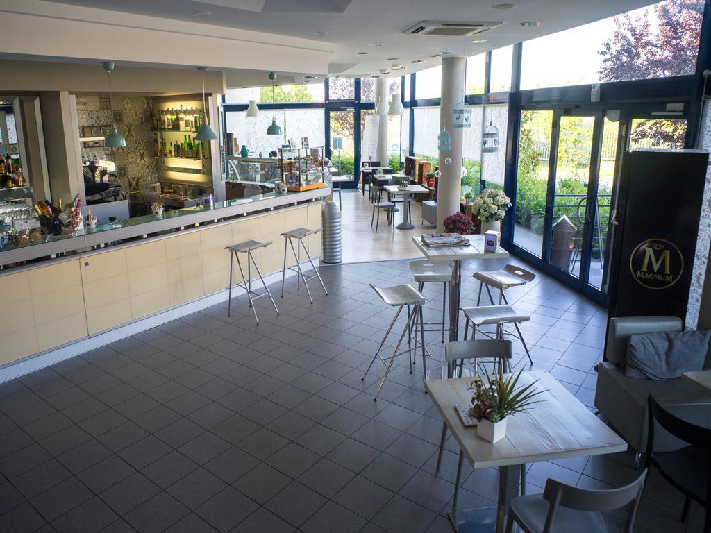 Hotel Select Atessa Zewnętrze zdjęcie